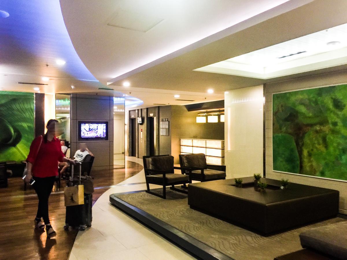 Antel Serenity Suites At Poblacion Makati Makati City Екстер'єр фото